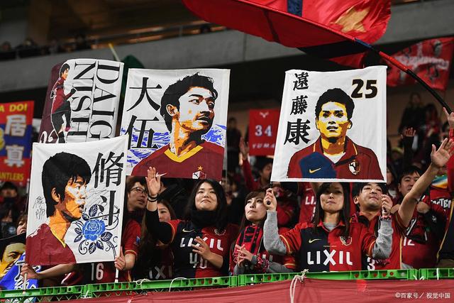 张帅与西尼亚科娃轻松击败对手 晋级多伦多女双四强